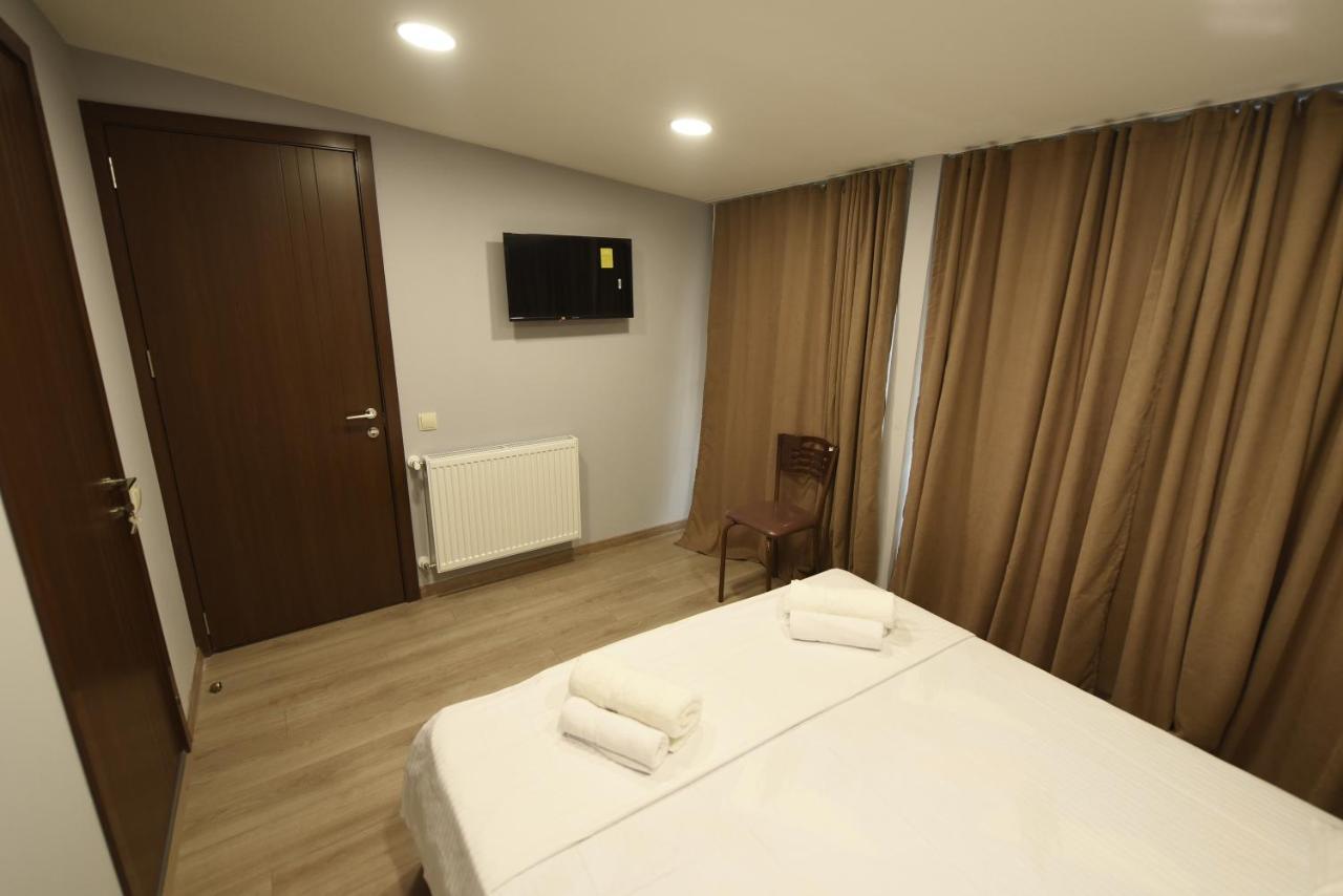 Family Hotel Avlabar Tbilisi Exterior foto